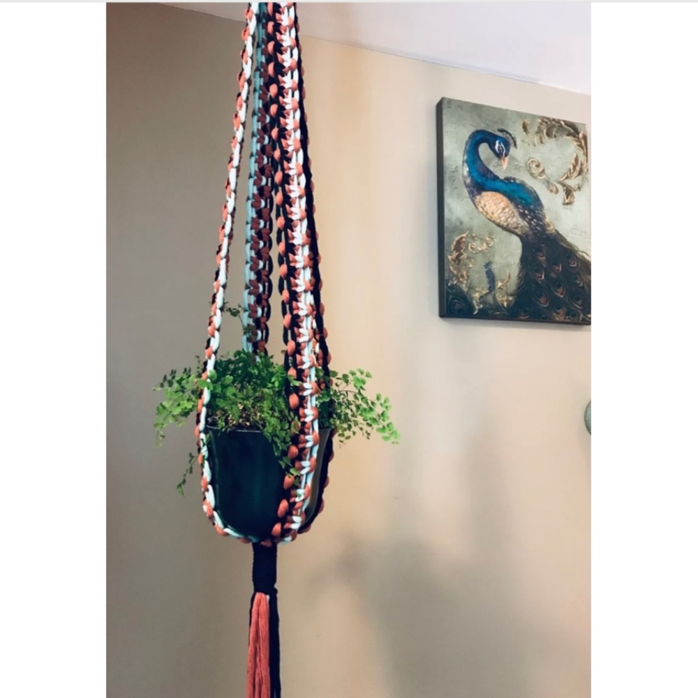 Macrame boho plant hanger, handmade!
